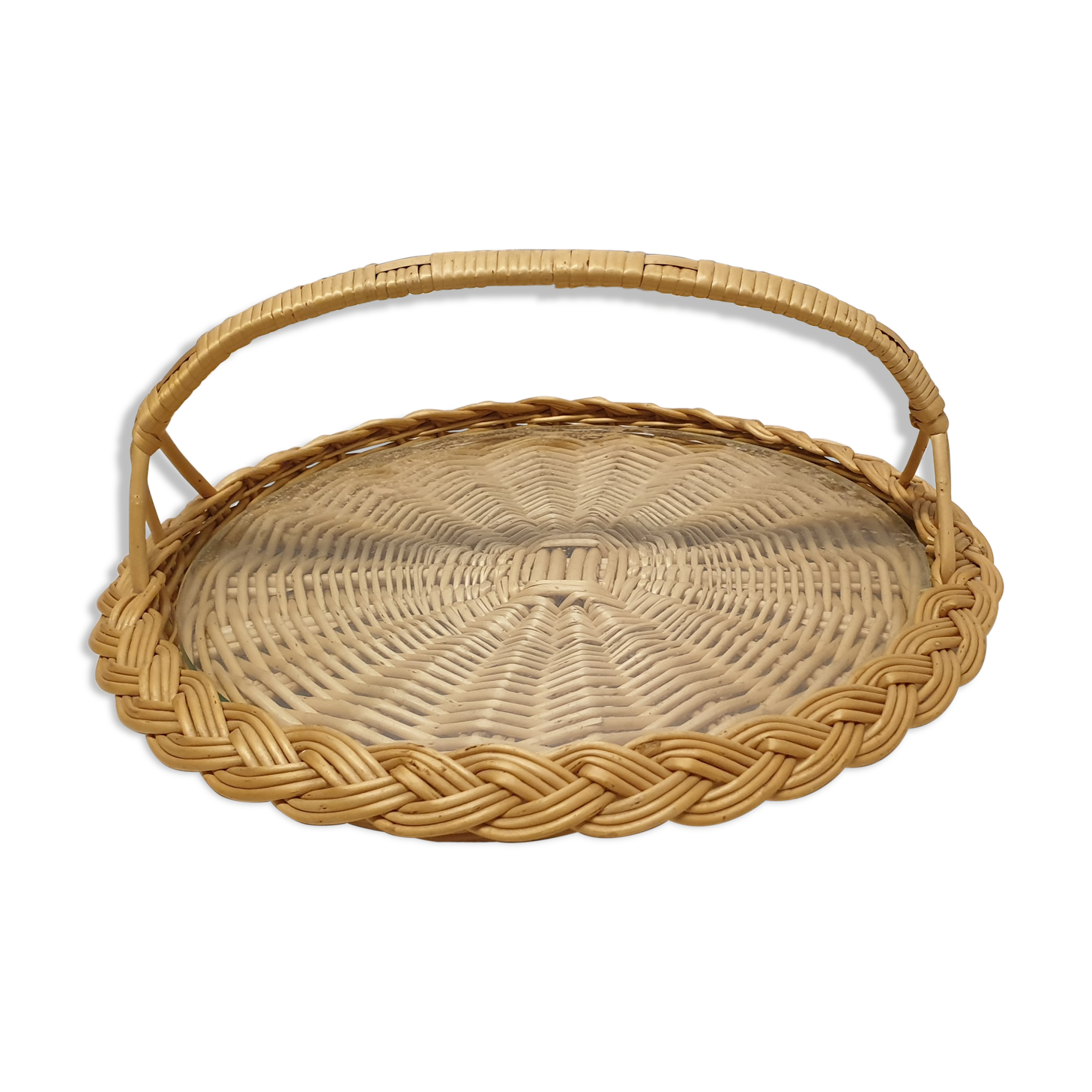 Vintage wicker pie dish