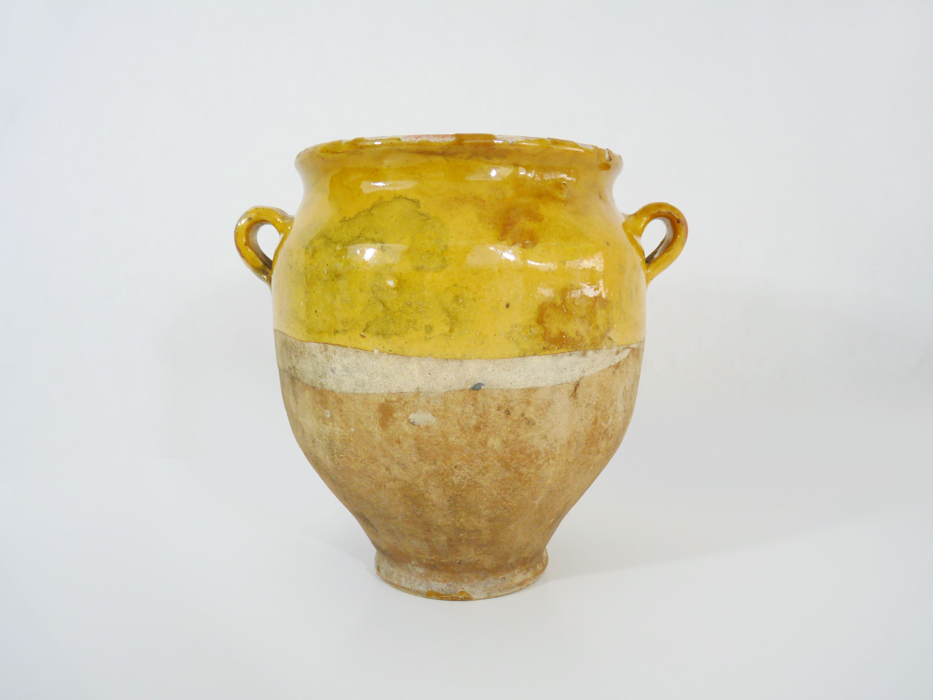 Glazed yellow confit pot, south west of France. Pyrenees XIXth
