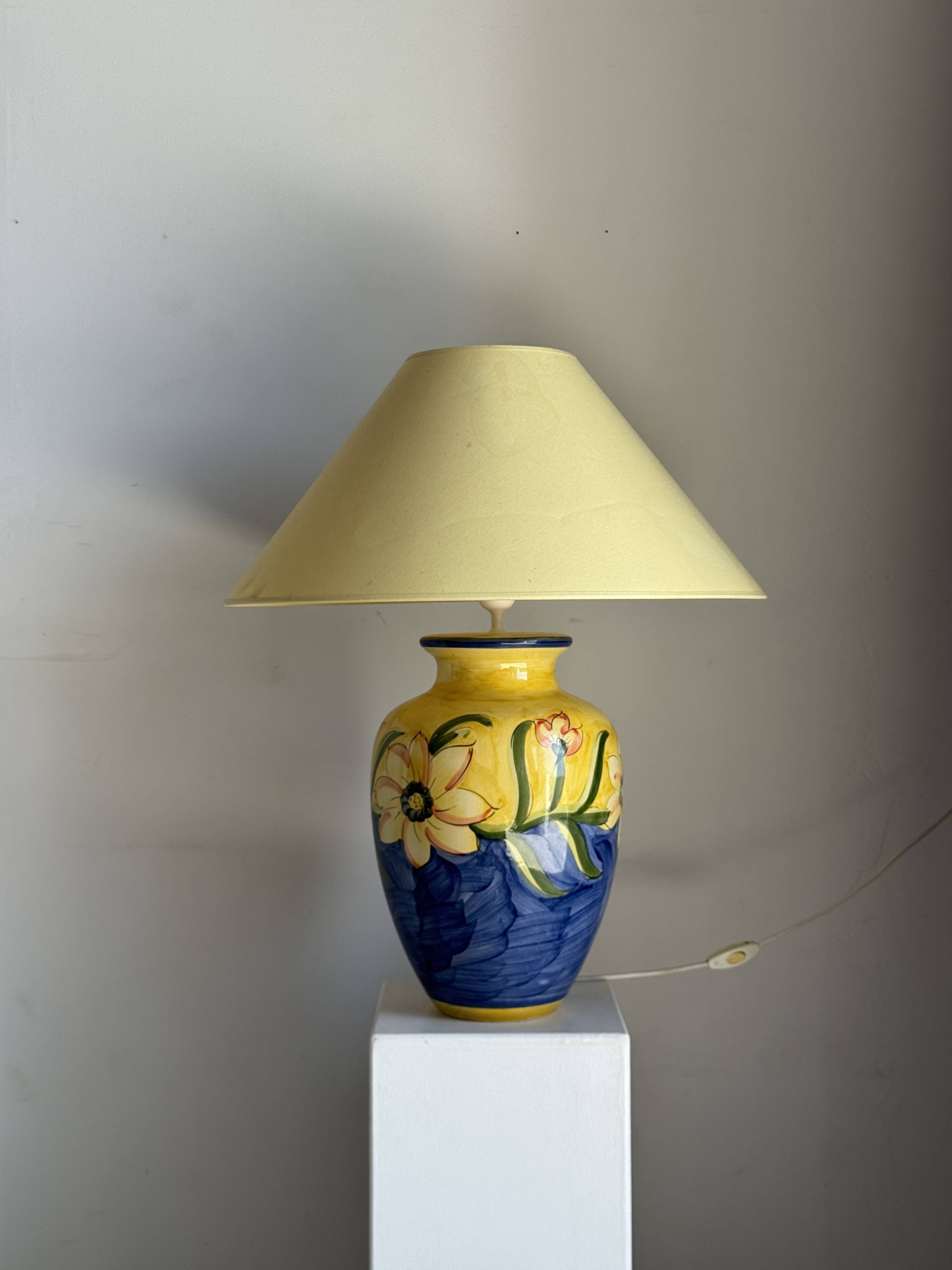 Large blue and yellow lamp with floral patterns H60
