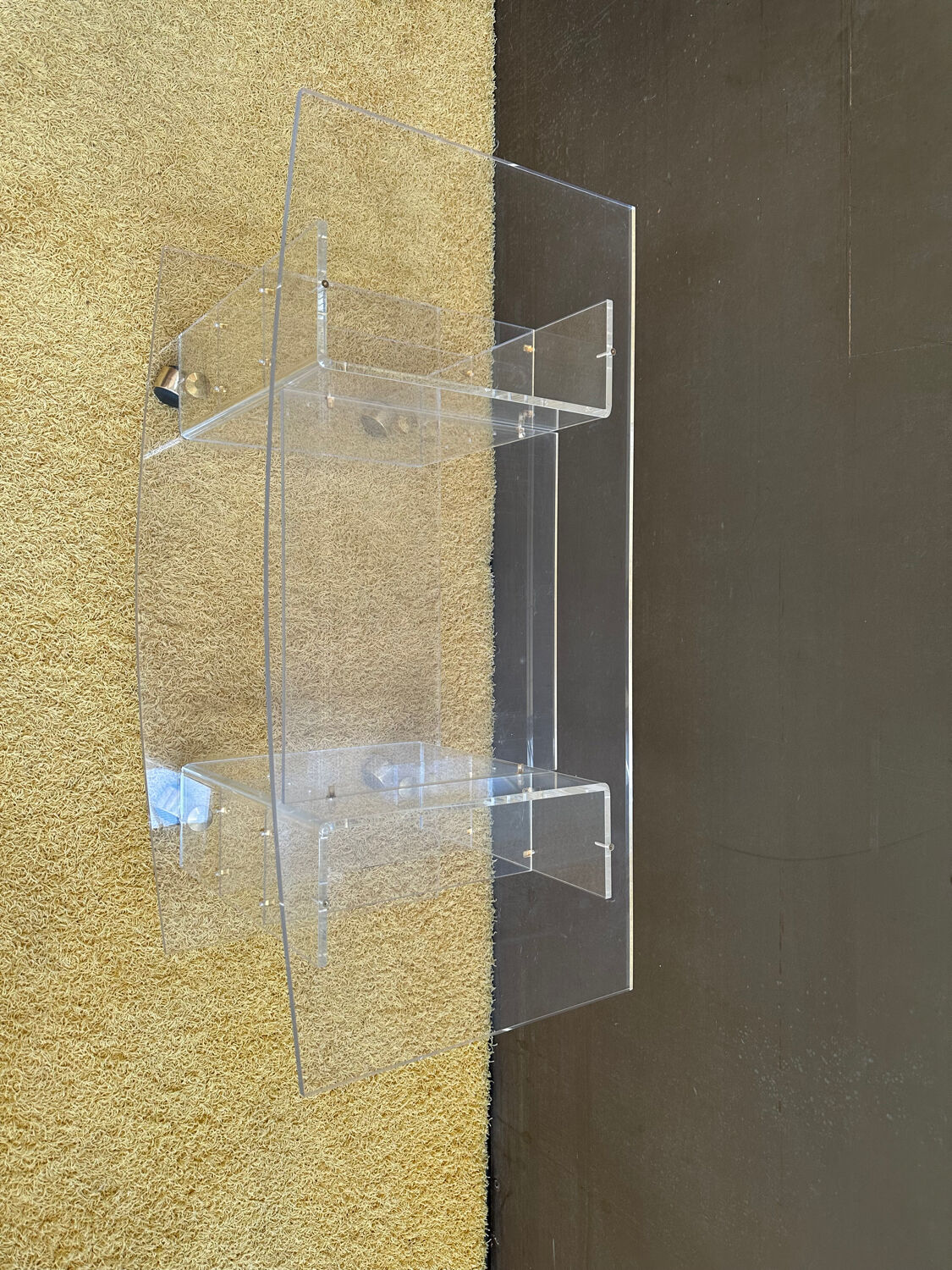 Hi-fi furniture in altuglass by David Lange
