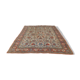 Tapis d orient année 1970 en assez bon etat  légère usure sur côte  derniere photo belle couleur