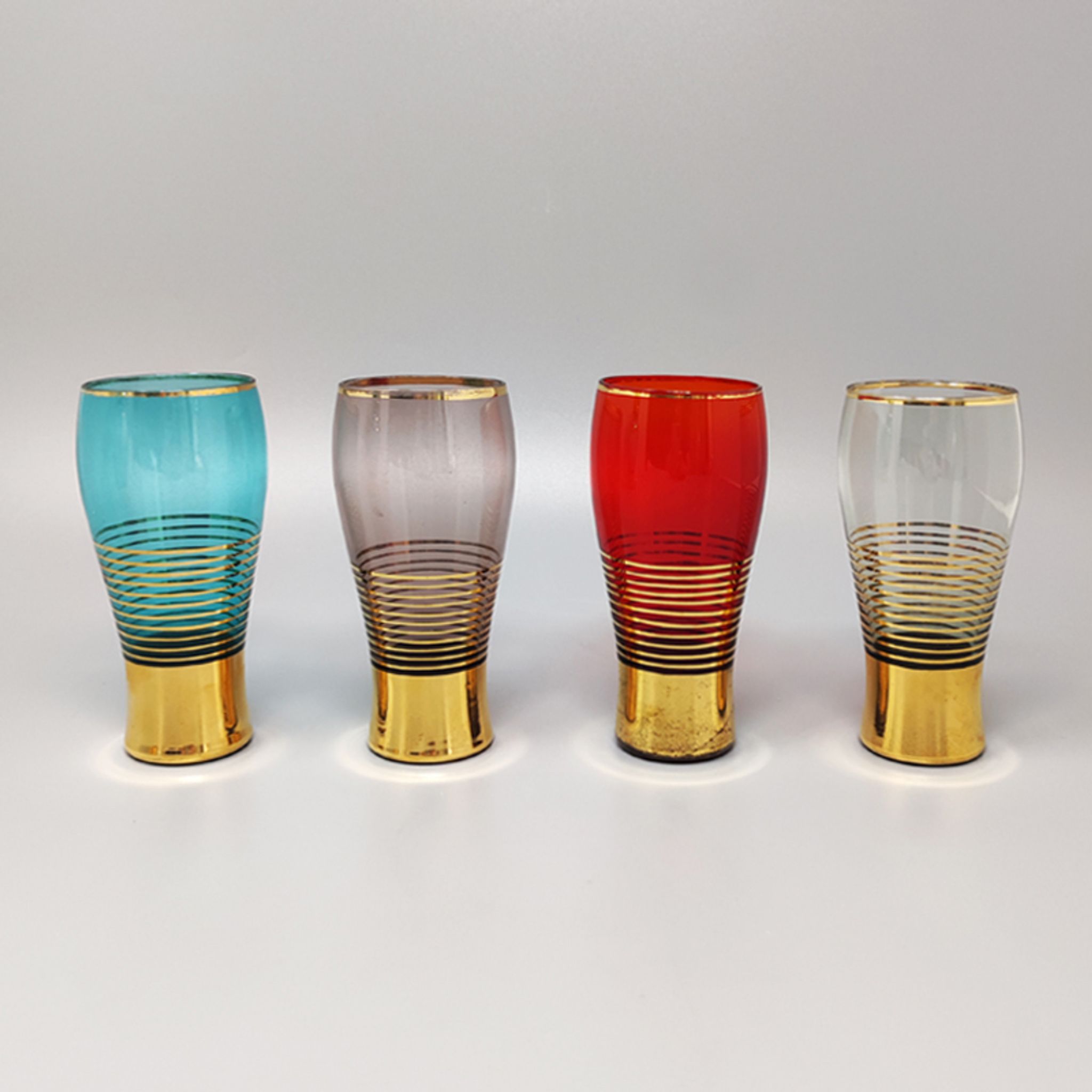 1960s gorgeous cocktail shaker set with four glasses in crystal
