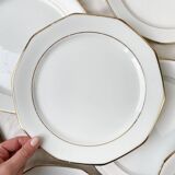 8 Assiettes plates en porcelaine Winterling Marktleuthen Bavaria blanches dorées