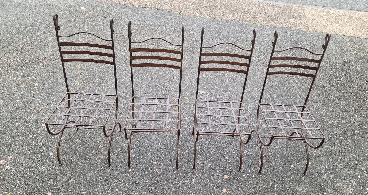 Ensemble de 4 chaises de jardin en fer XXe