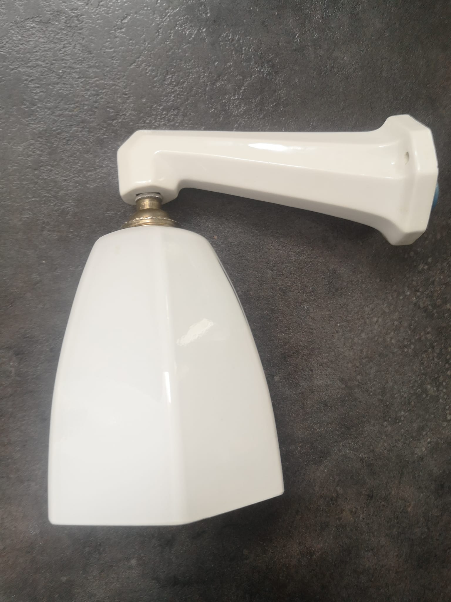 Applique ancienne porcelaine blanche salle de bain art déco 1930 tulipe opaline