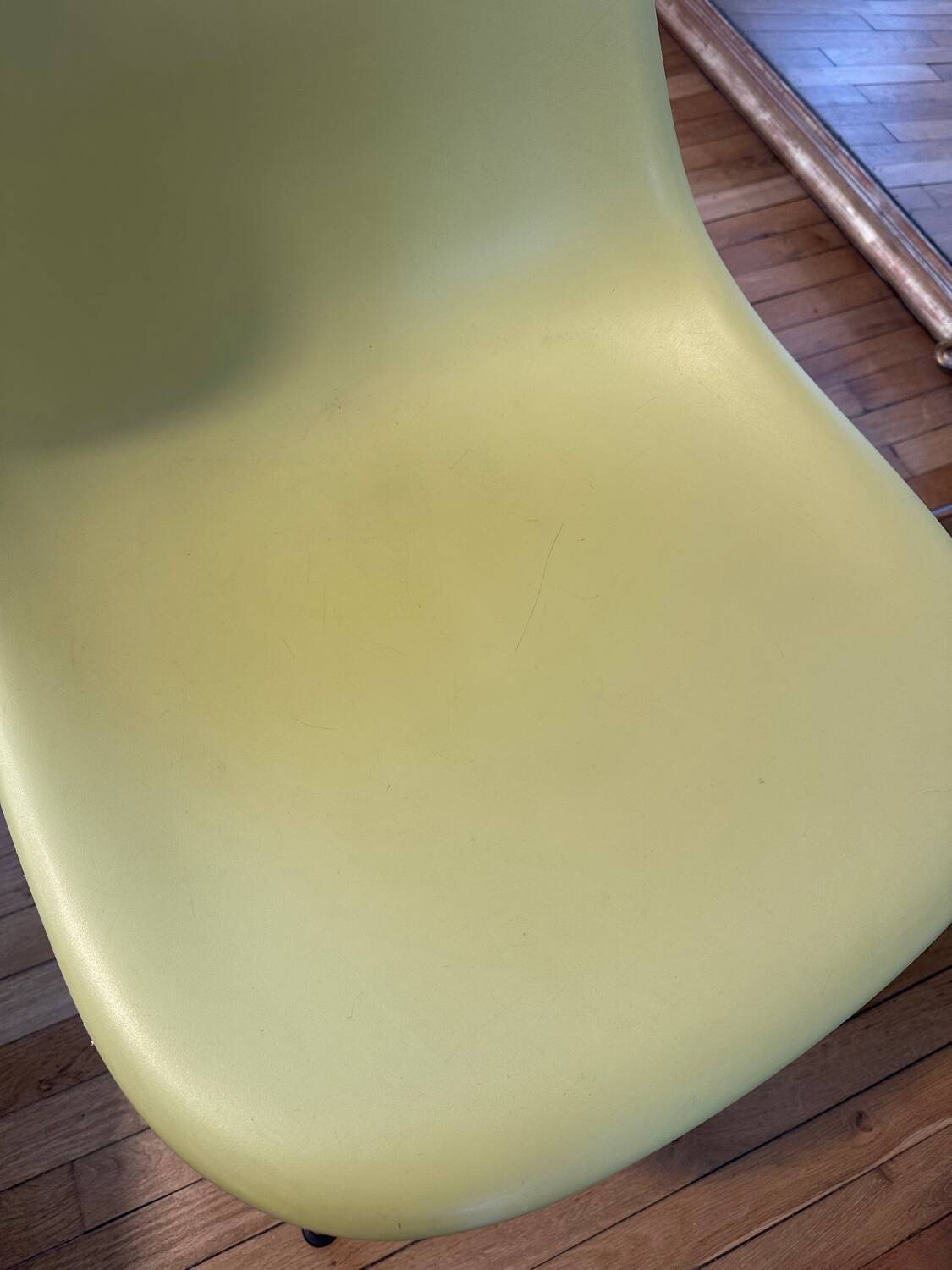 2 DSX chairs by Charles & Ray Eames