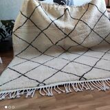 Berber carpet Beni Ouarain 2m30 by 2m