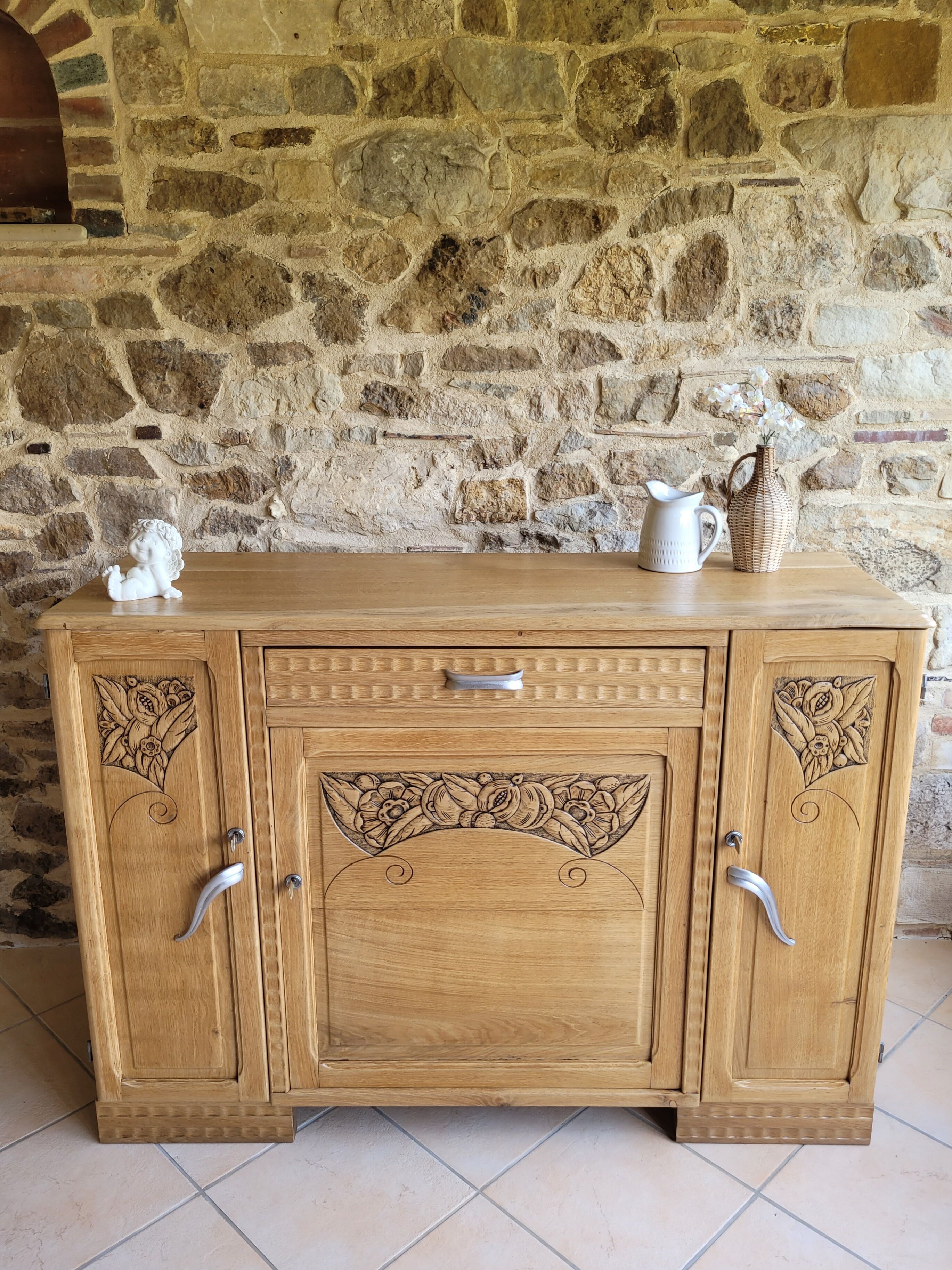 Buffet parisien art déco