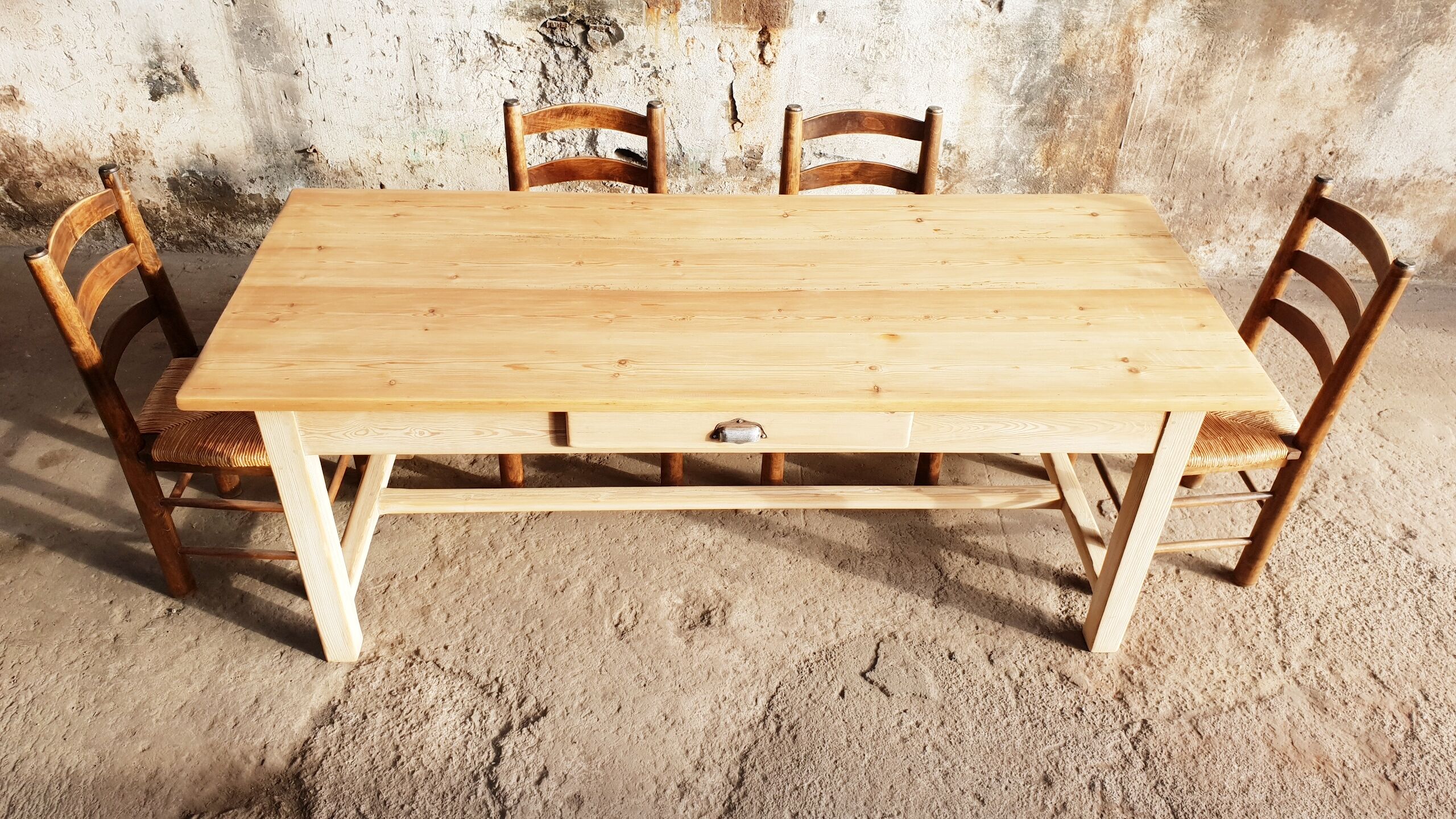 Table de ferme vintage