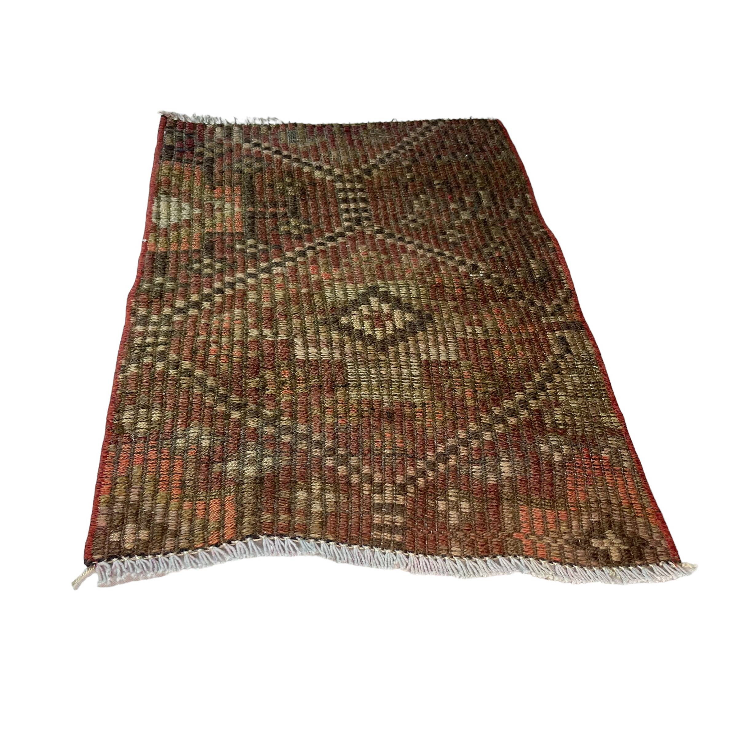 Vintage turkish kilim rug, 68 x 46 cm
