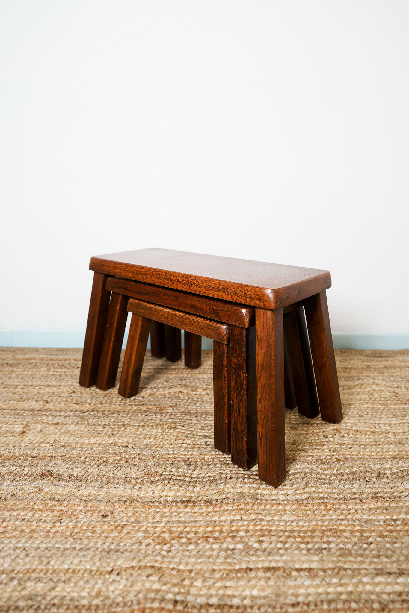 Oak nesting tables