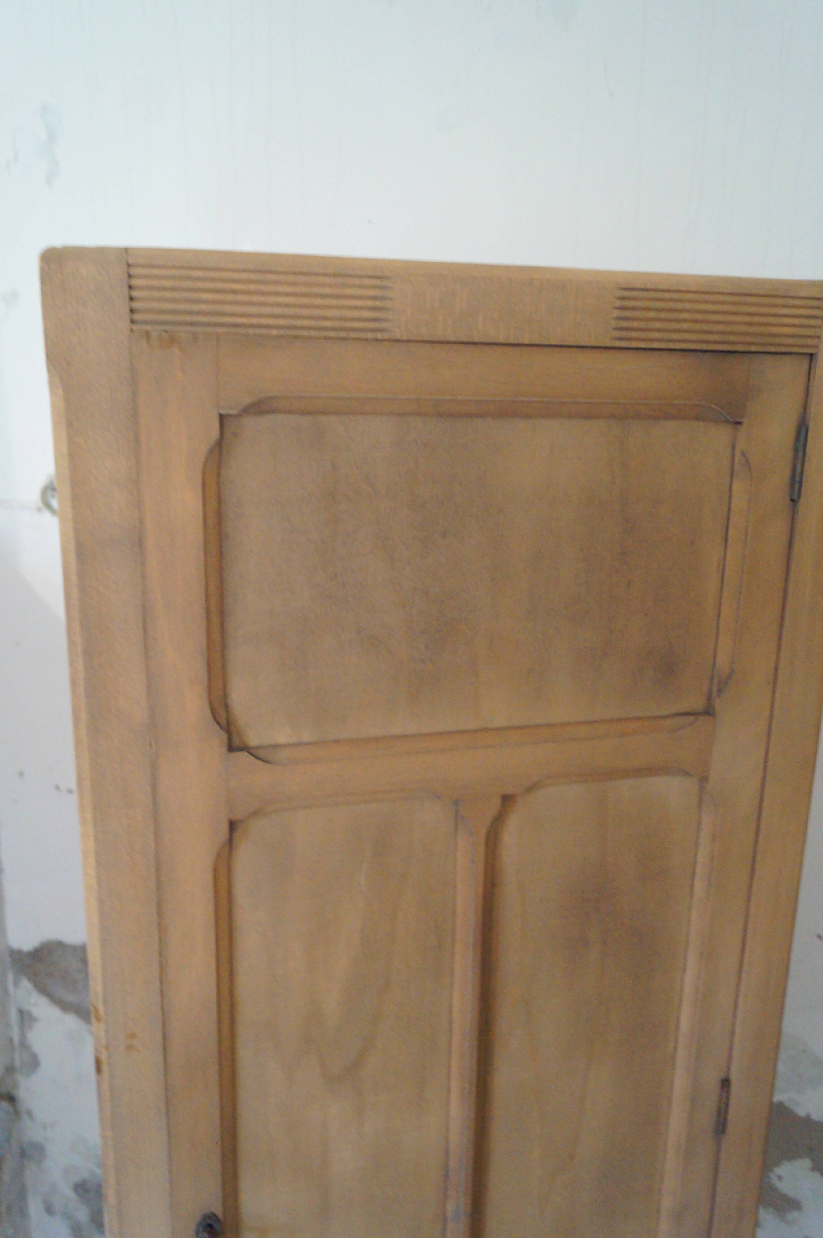 Armoire parisienne en bois brut 1940