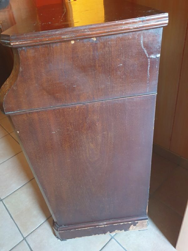 Antique dressing table