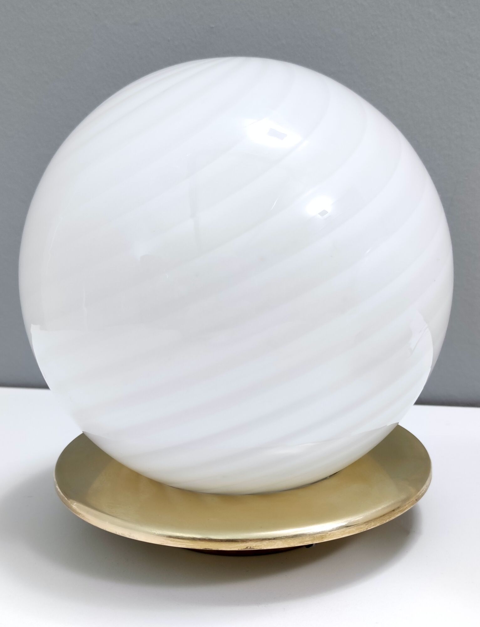 Pair of postmodern spheric murano glass table lamps by tronconi, italy
