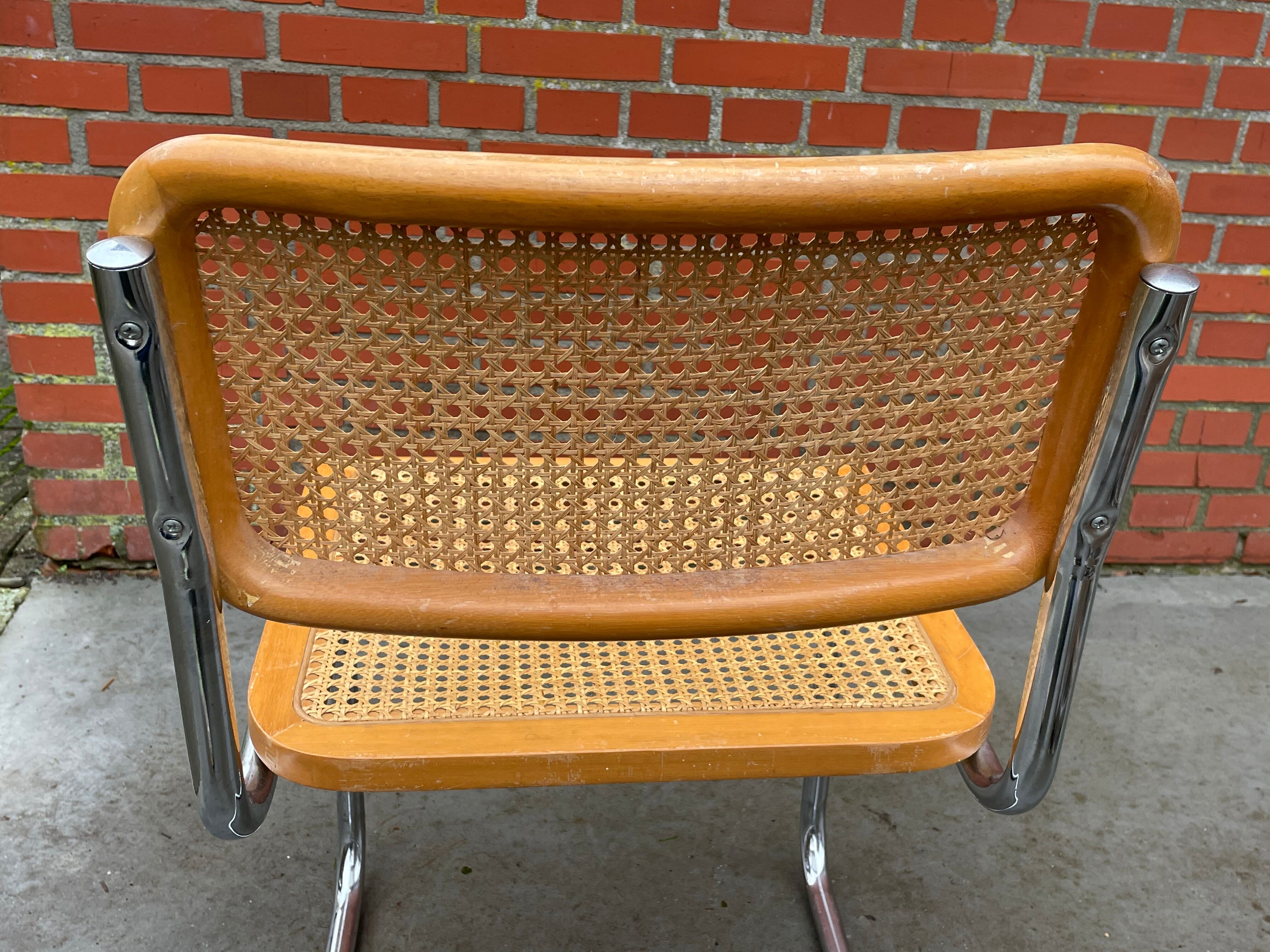 Cesca design chair b32 model