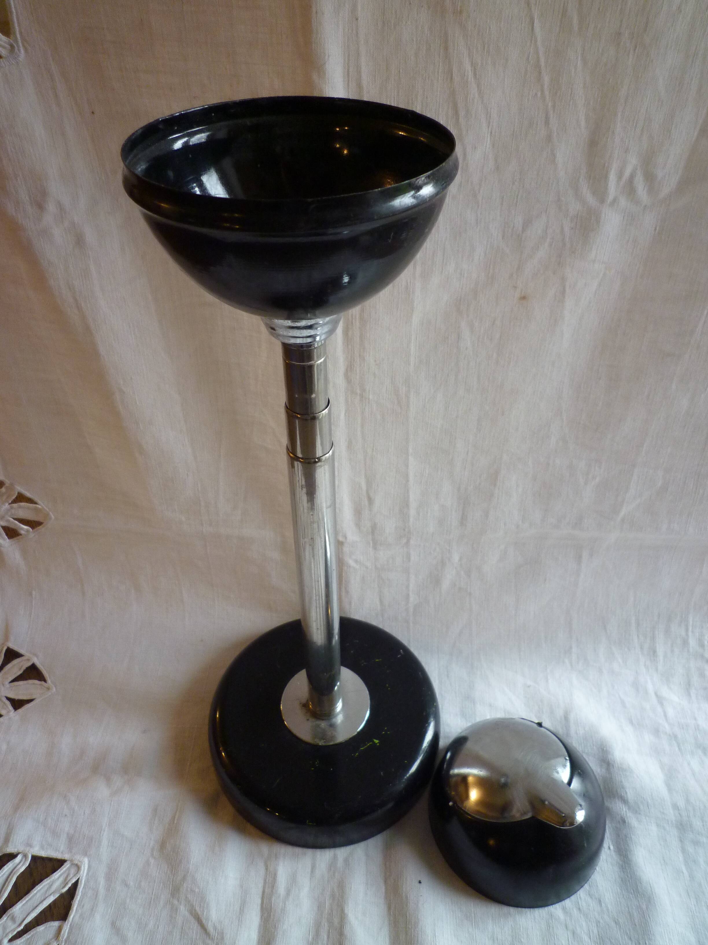 Vintage telescopic ball ashtray