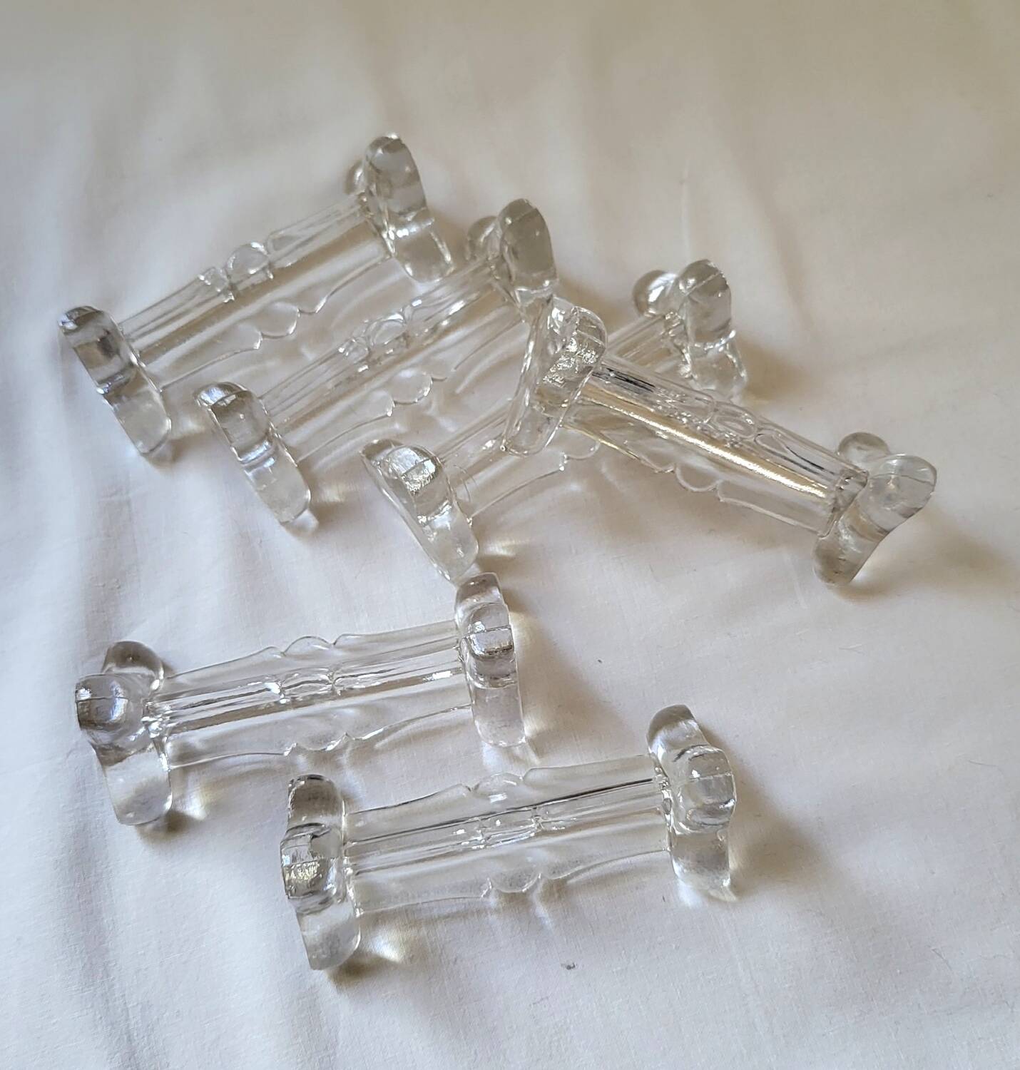 Glass knife holder