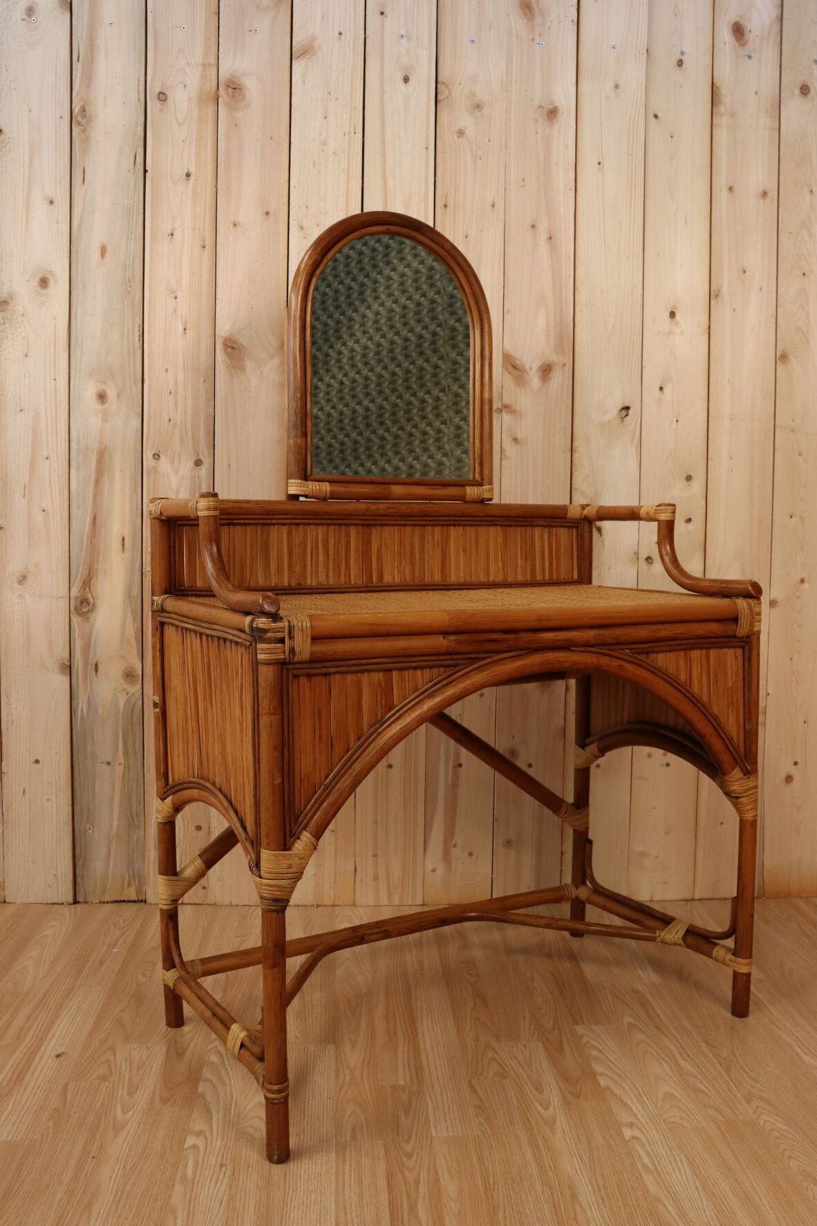Rattan dressing table