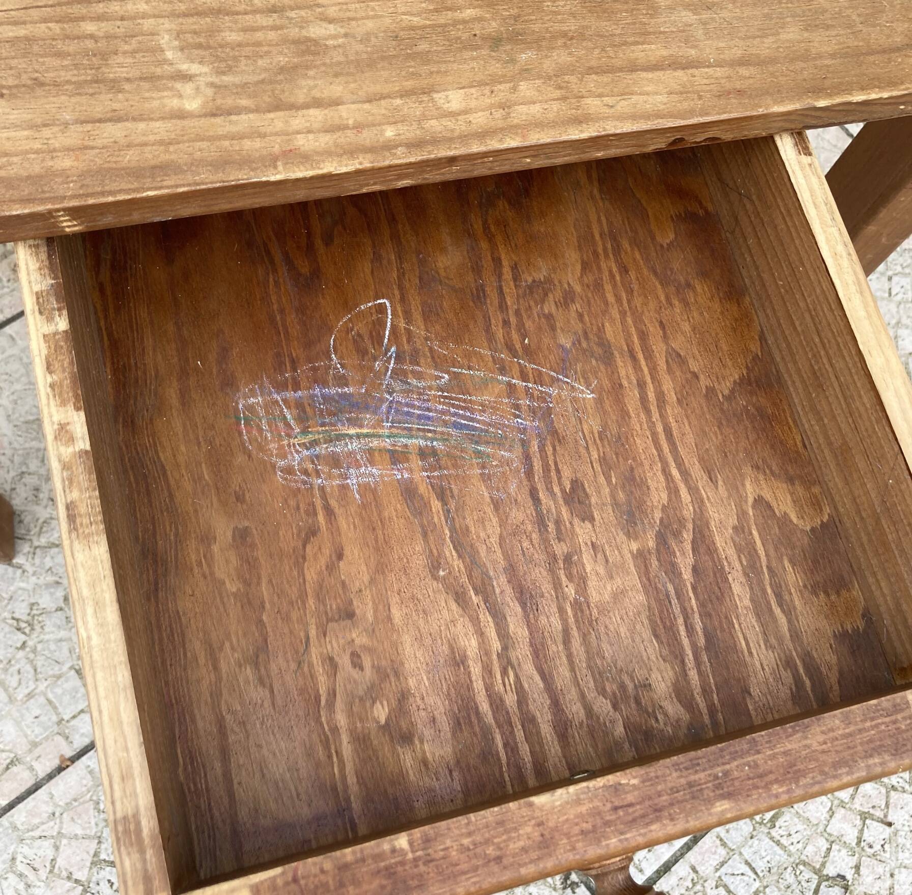 Small wooden desk or coffee table