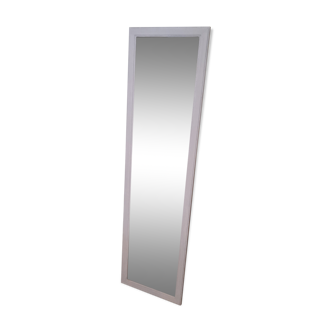 Rectangular mirror in light grey painted wood and beveled glass