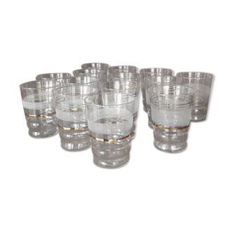14 glasses 50