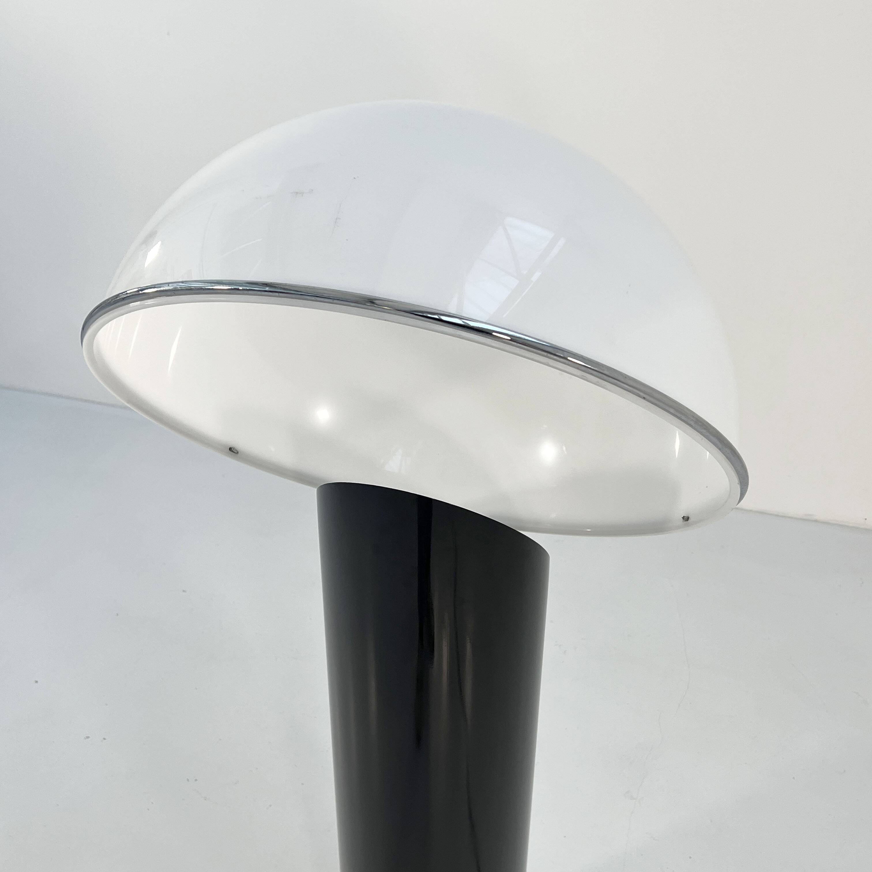 Black ciot floor lamp by ennio chiggio for lumenform, 1970