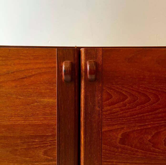 Buffet scandinave en teck
