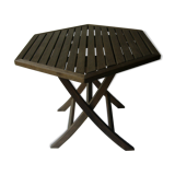 Folding and removable teak garden table