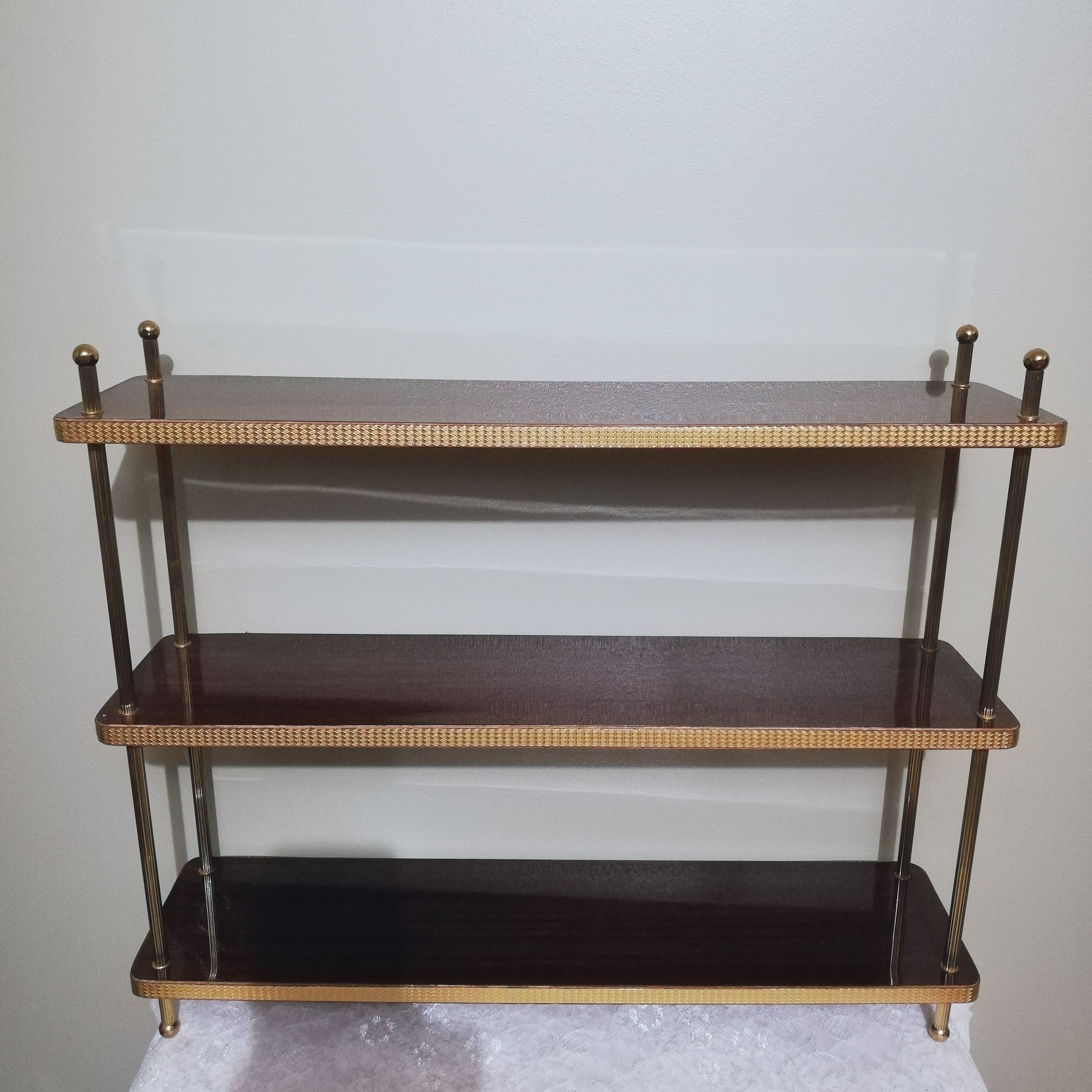 Vintage shelf to install or fix in formica and brass