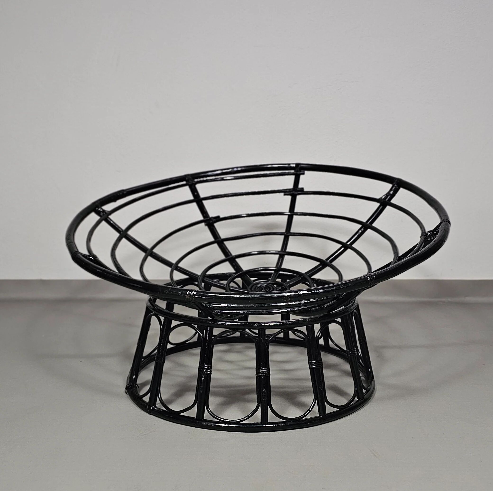 Papasan rattan lounge chair 1970s