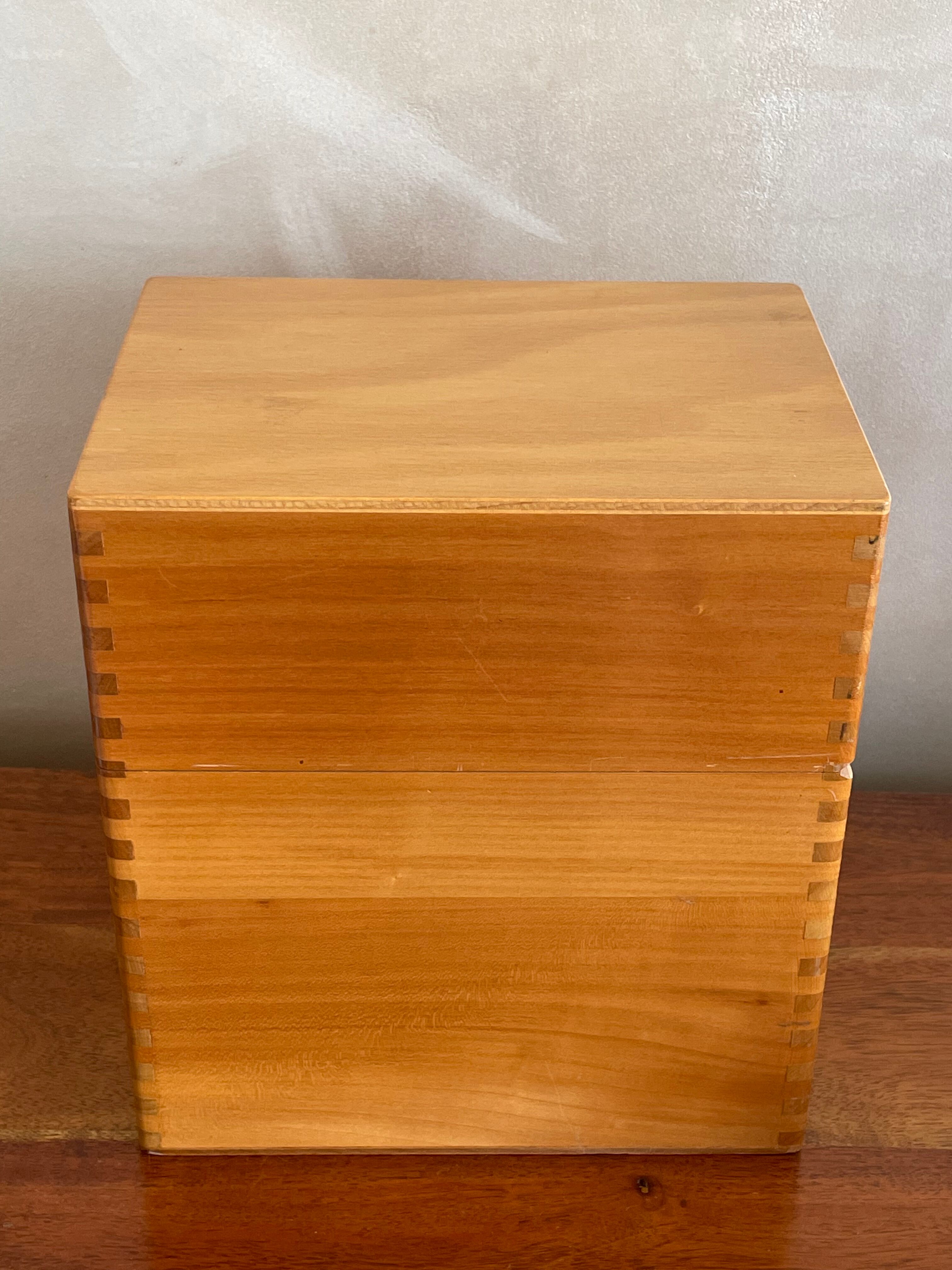 Wood binder box