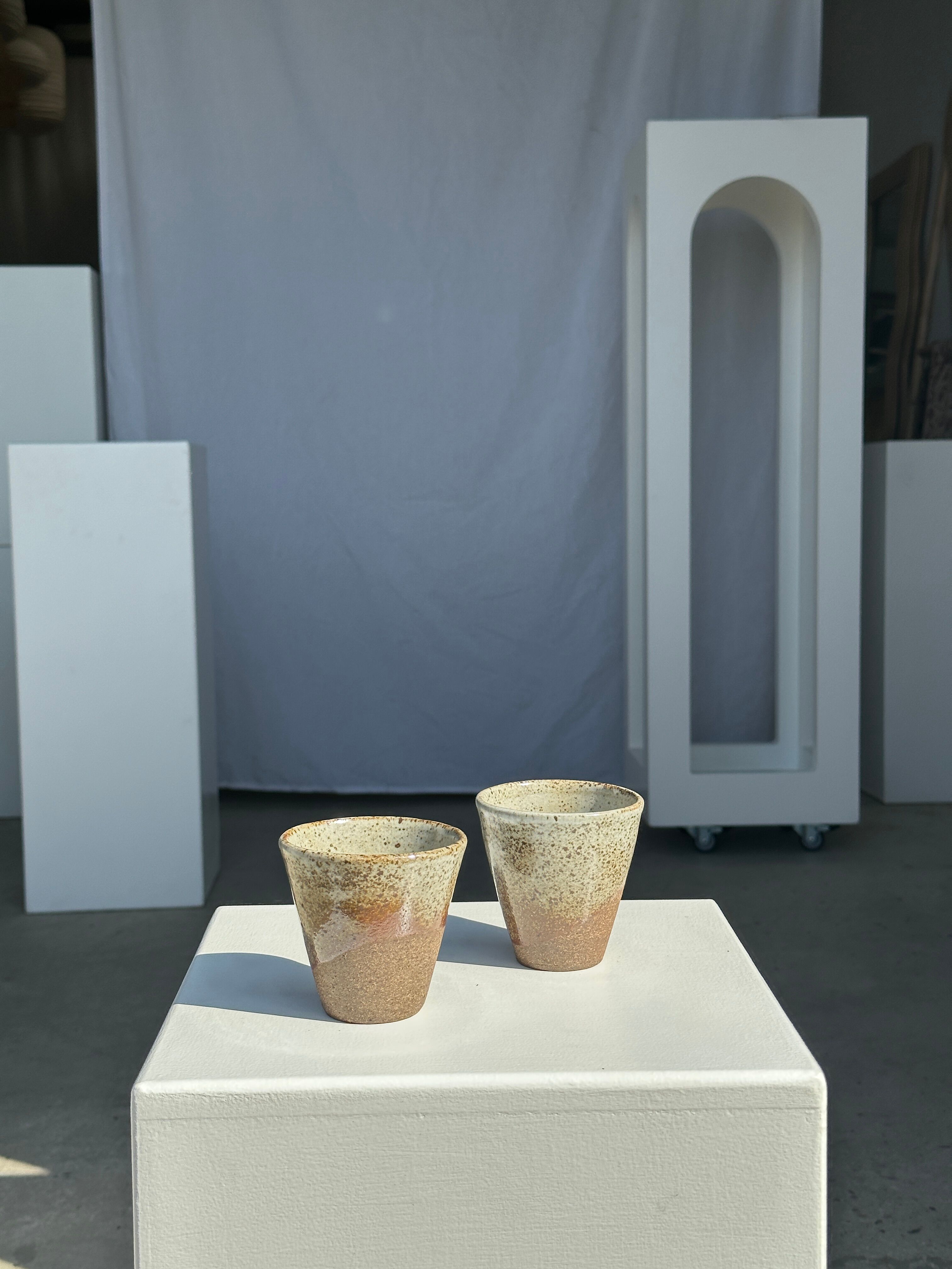 Set of 2 cups in Indonesian ceramic (brown & speckled glazed matte)