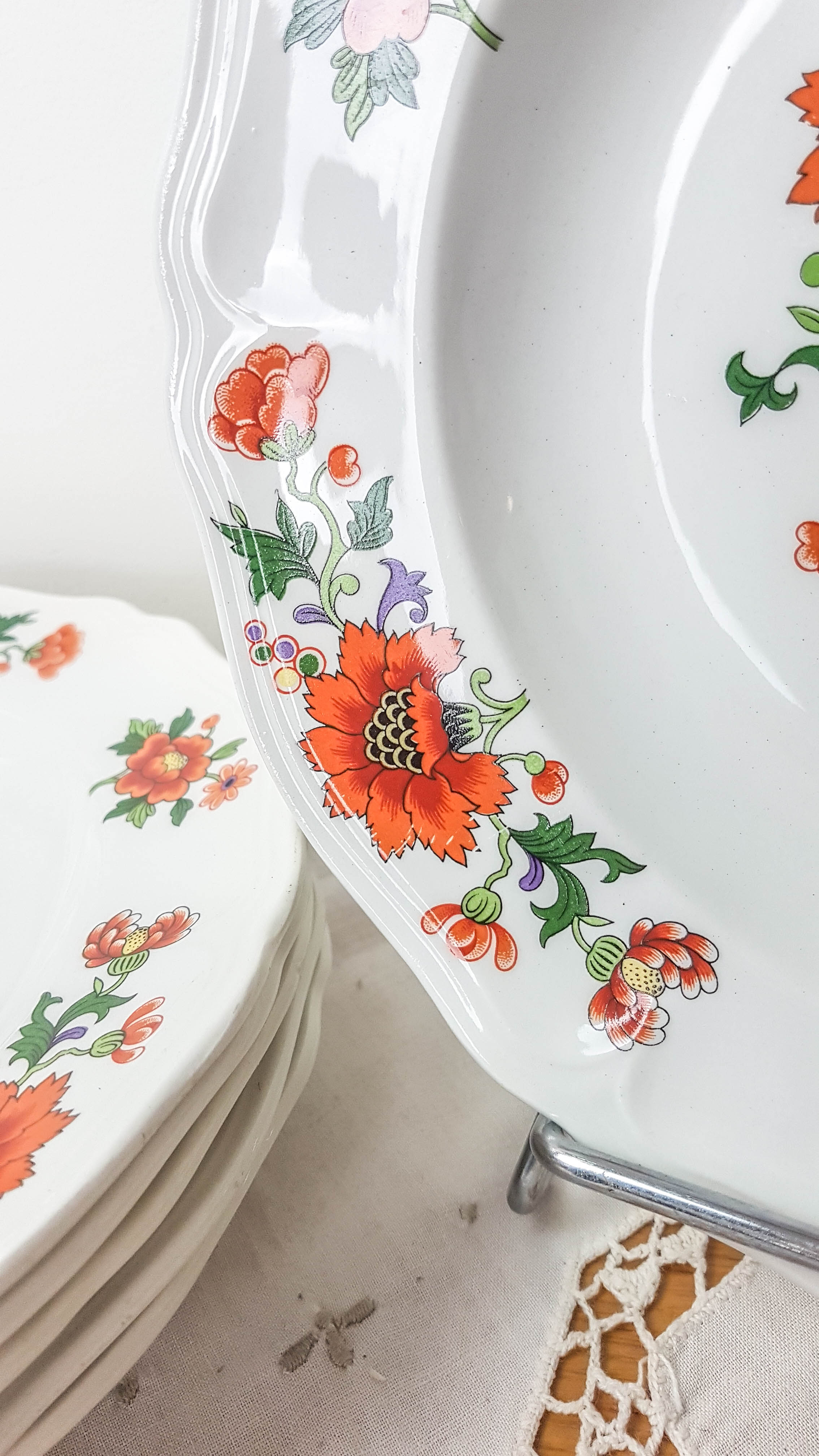 Table service in vintage earthenware Mills of Wolves "ORCHIES" 44 pieces