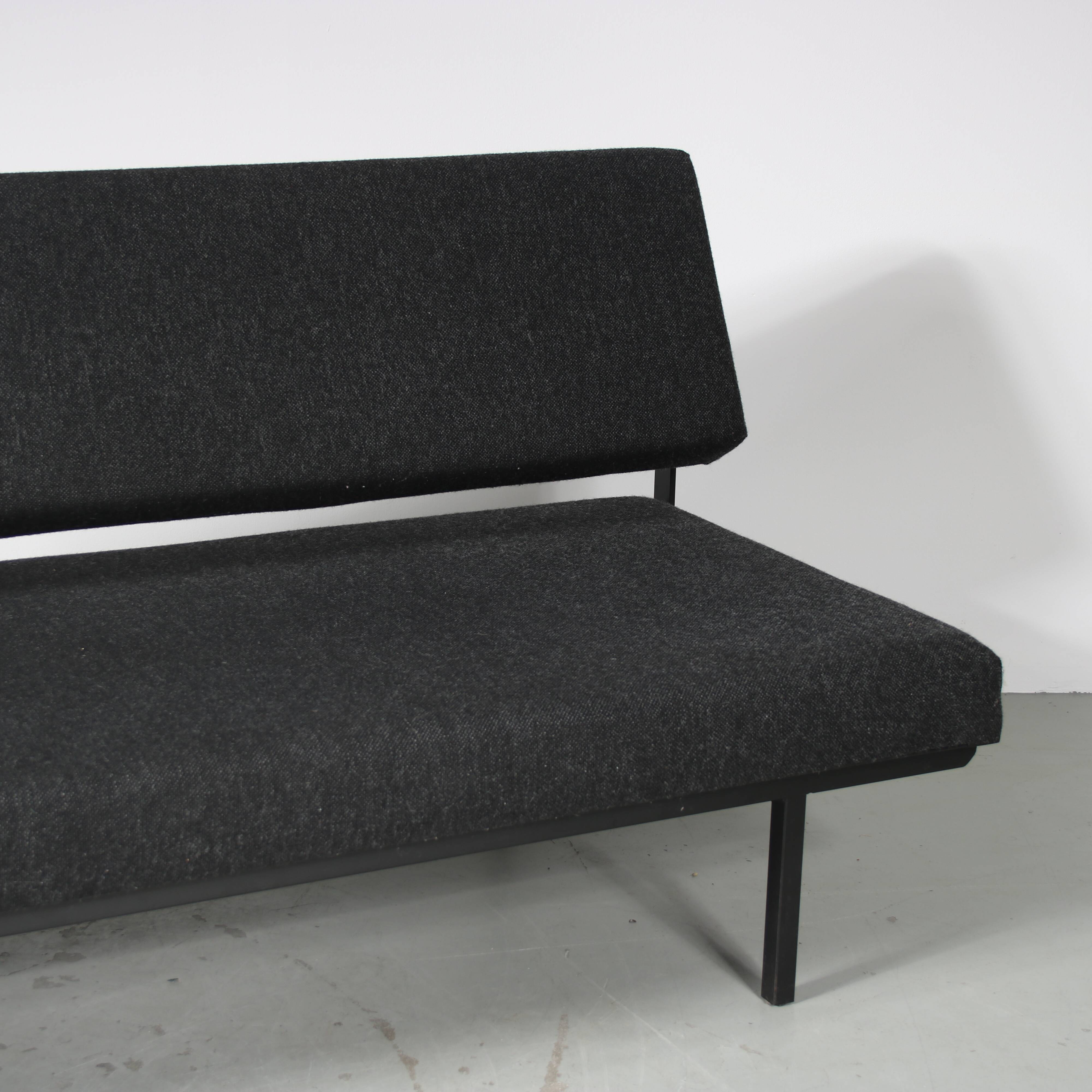 1950s 3-Seater “Sluis” sleeping sofa by Martin Visser for ‘t Spectrum, Netherlands