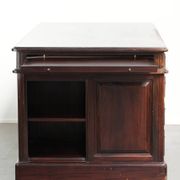 20th century wooden desk / partner desk in English style with a beautiful appearance