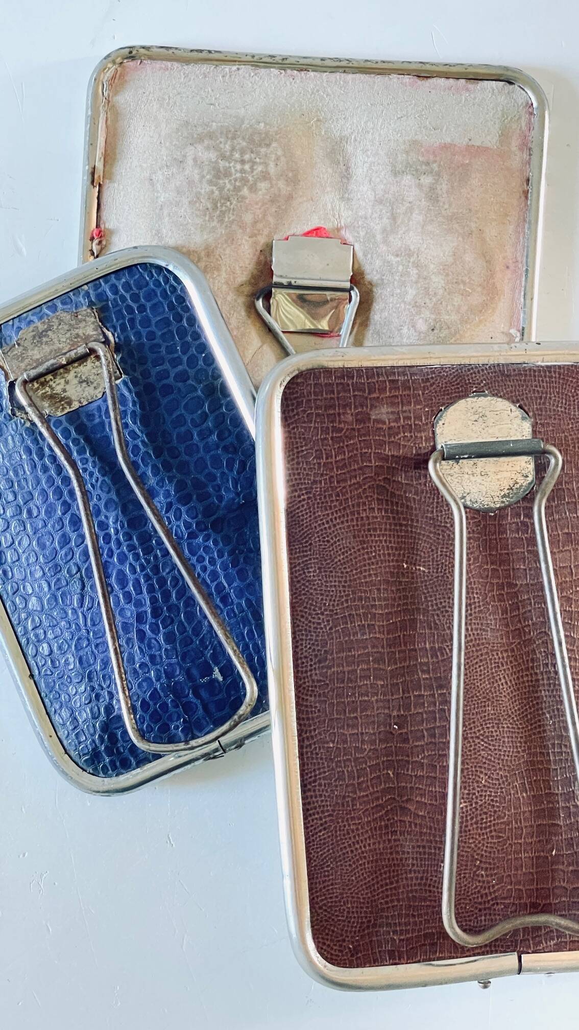 Collection de 3 miroirs barbier vintage