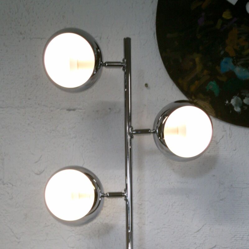 Floor lamp "eye ball" tulip foot