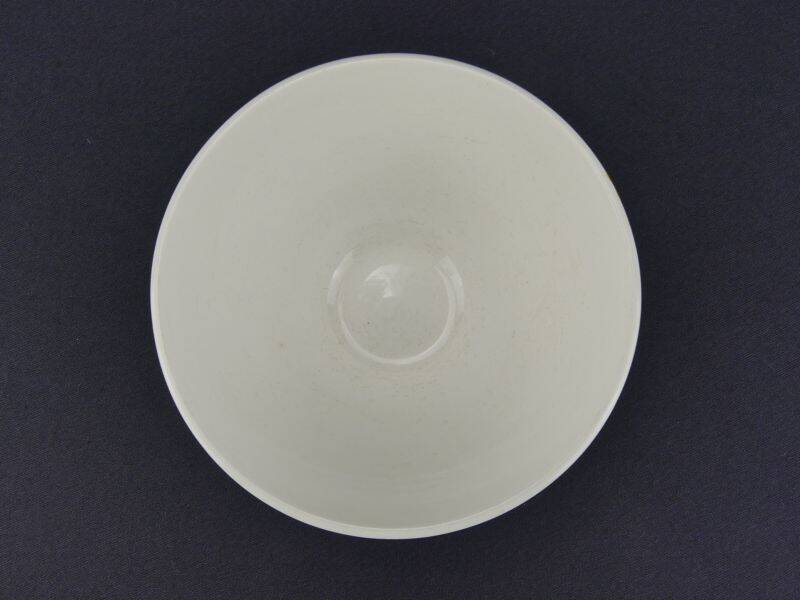 Large yellow bowl in Sarreguemines earthenware.