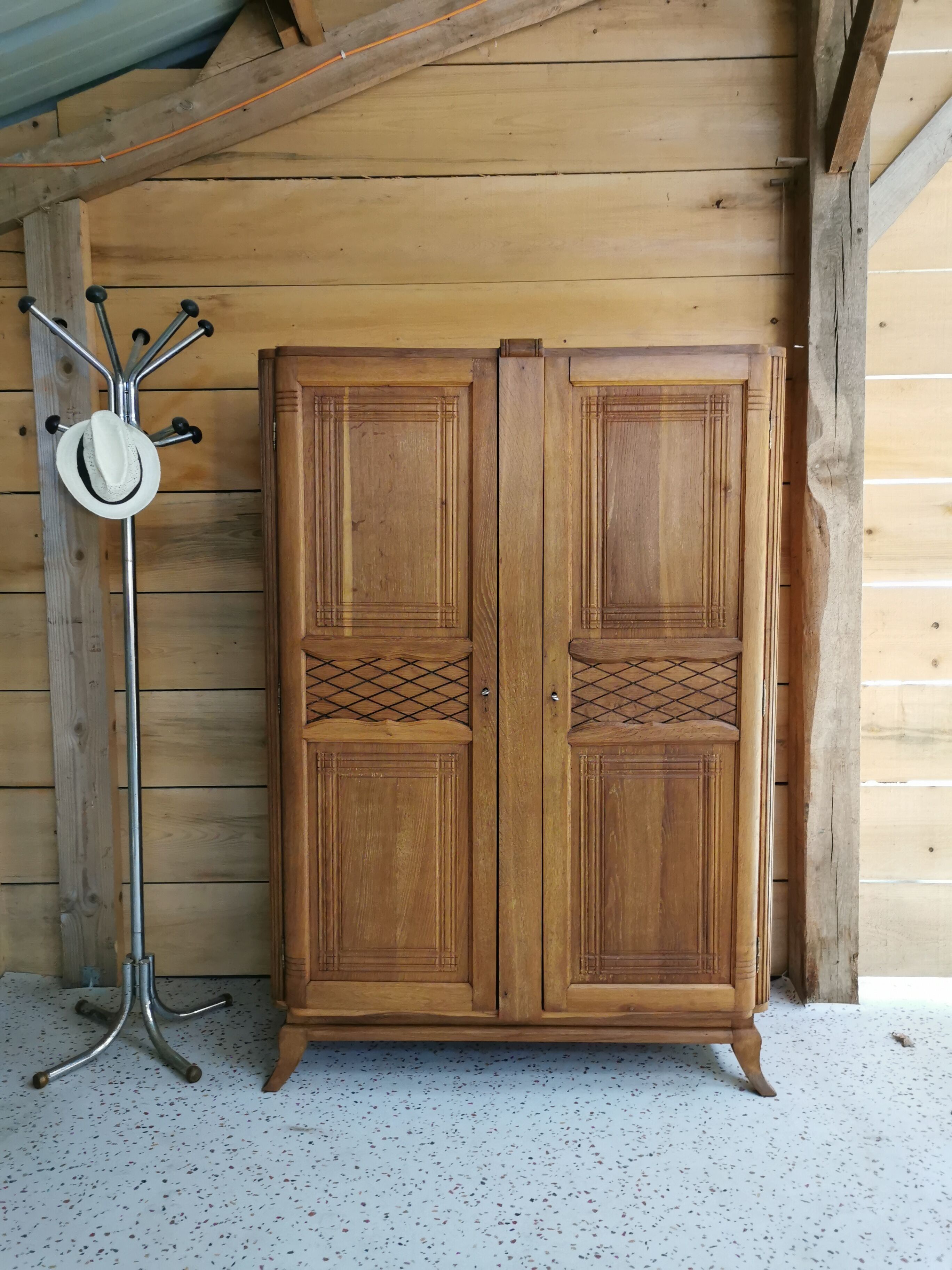 Oak cabinet