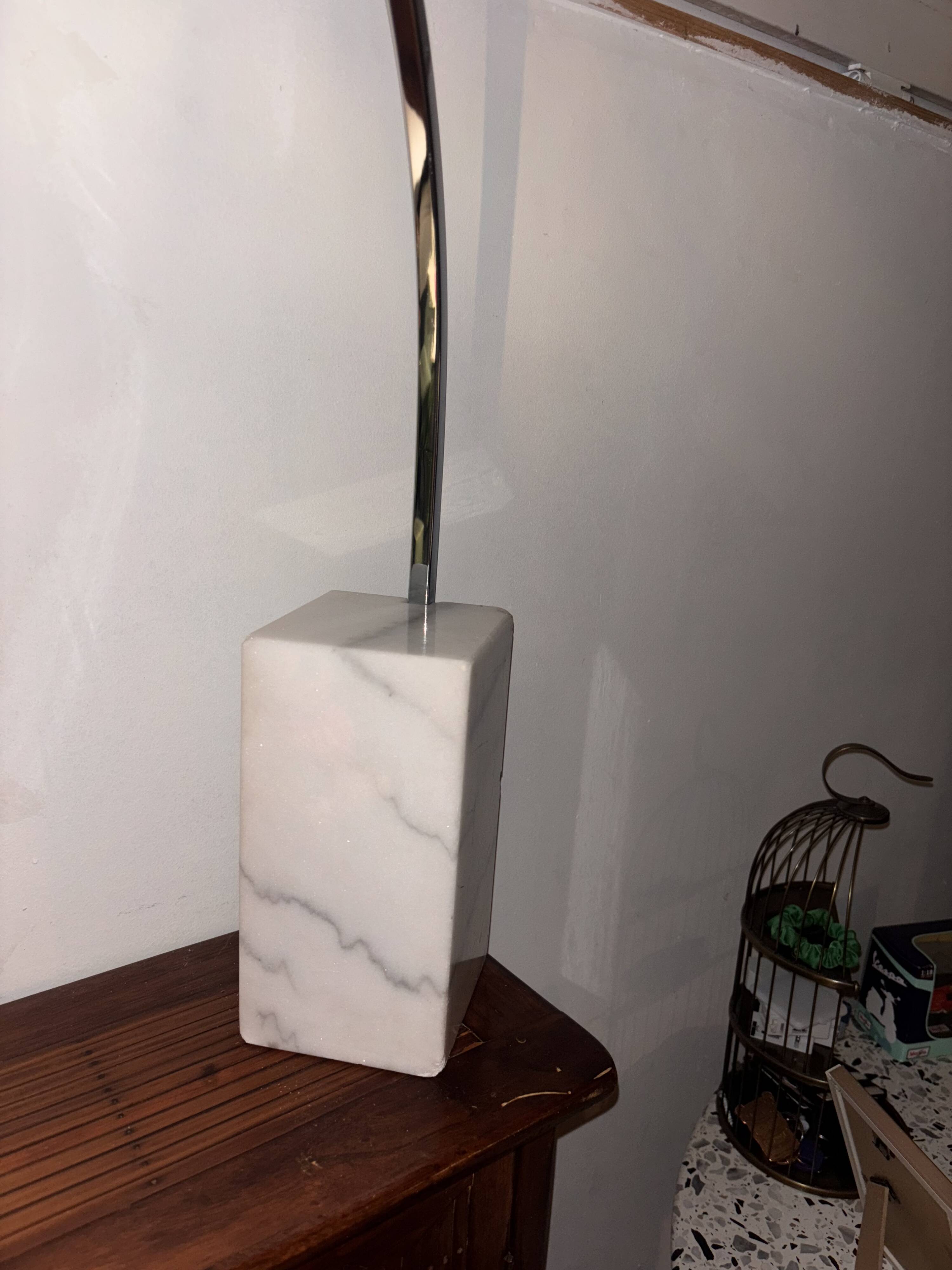 Lampe de table Baby Flos Arco par Achille et Pier Giacomo Castiglioni