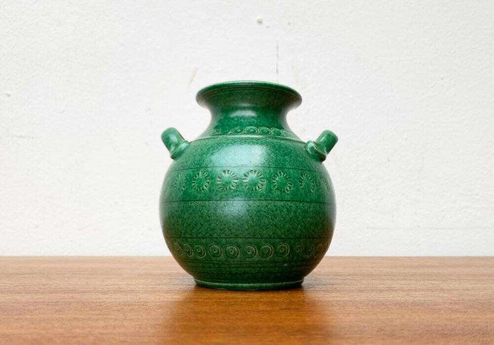 Mid-century German studio pottery vase by Wilhelm Kagel, Partenkirchen, 1960s.