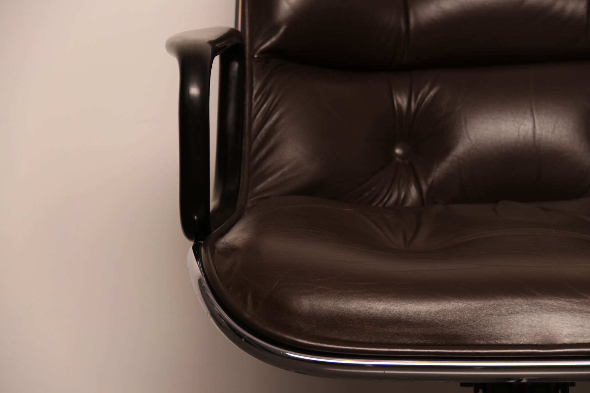 Executive office chair by Charles Pollock for Knoll - US - 1970's