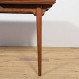 Mid-Century Modern Rosewood Dining Table Model 54 by Gunni Omann for Omann