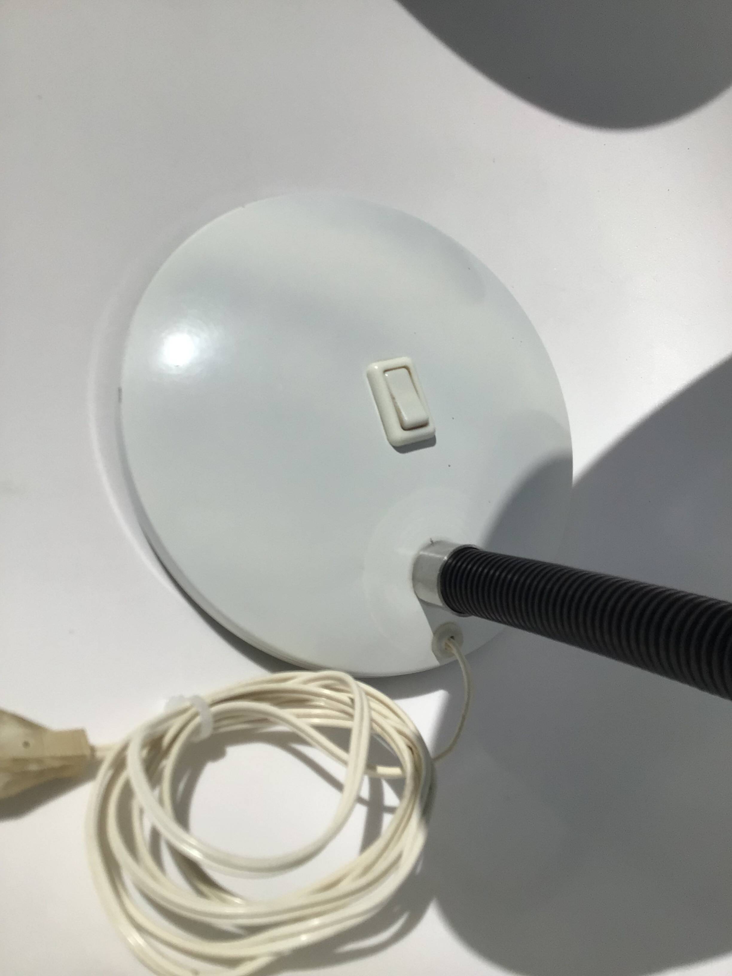 Lampe de bureau orientable métal blanc