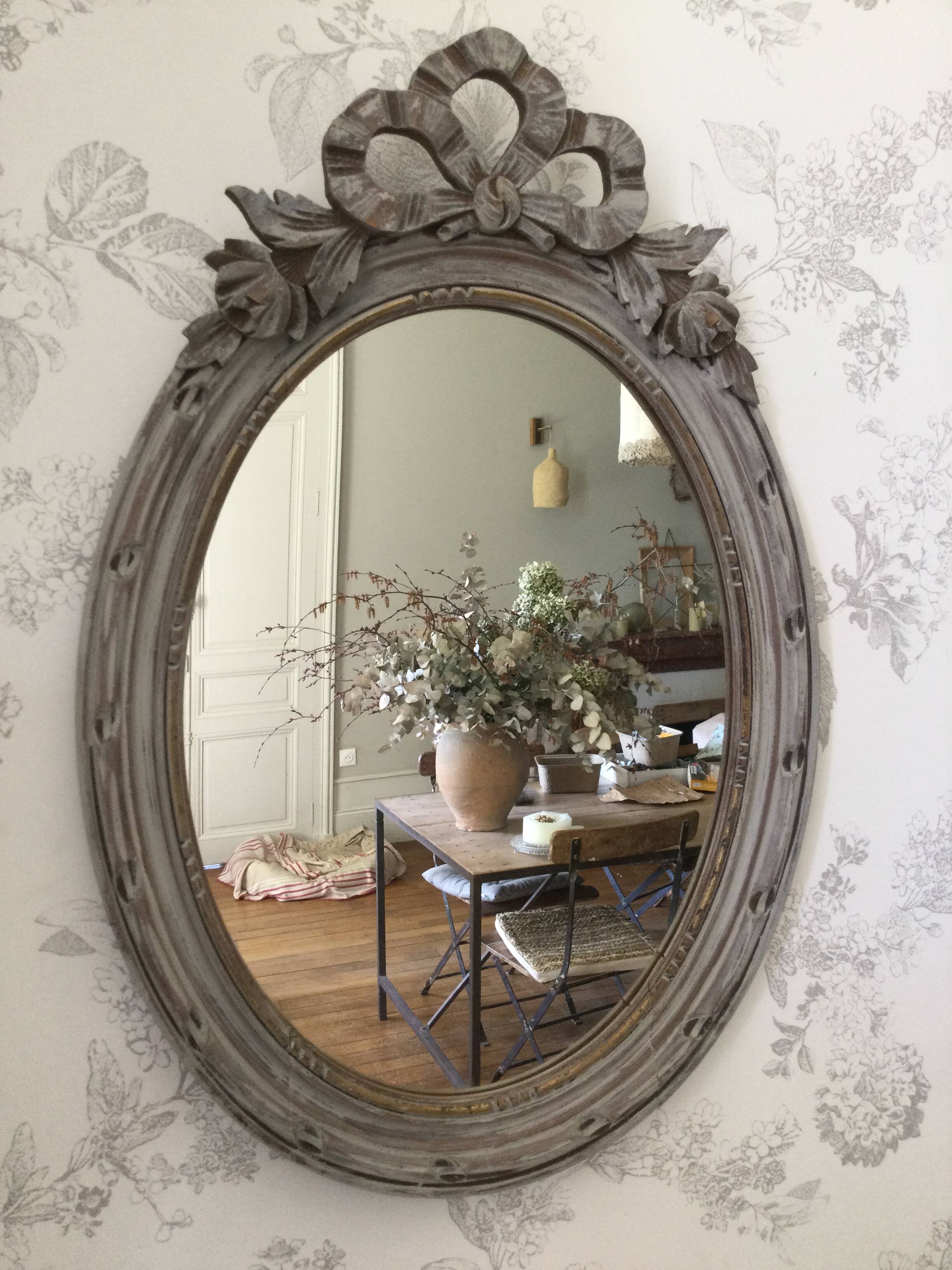 Miroir ancien oval