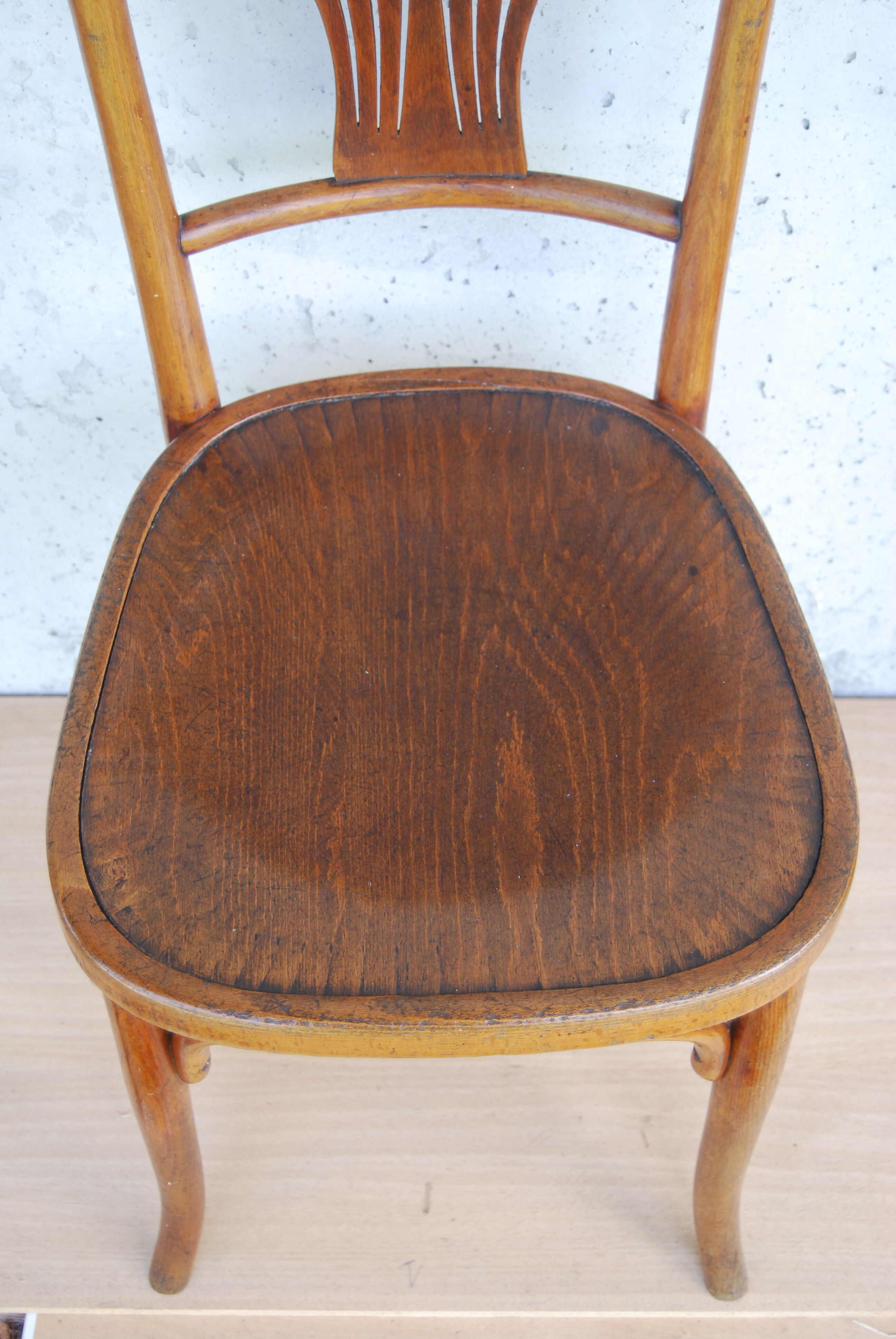 Curved wooden bistro chair J & J Kohn