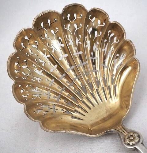 Puiforcat, sugar spoon, solid silver, Russian-style handle, vermeil.