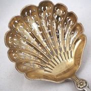 Puiforcat, sugar spoon, solid silver, Russian-style handle, vermeil.