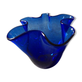 Vase mouchoir vintage en pâte de verre bleu