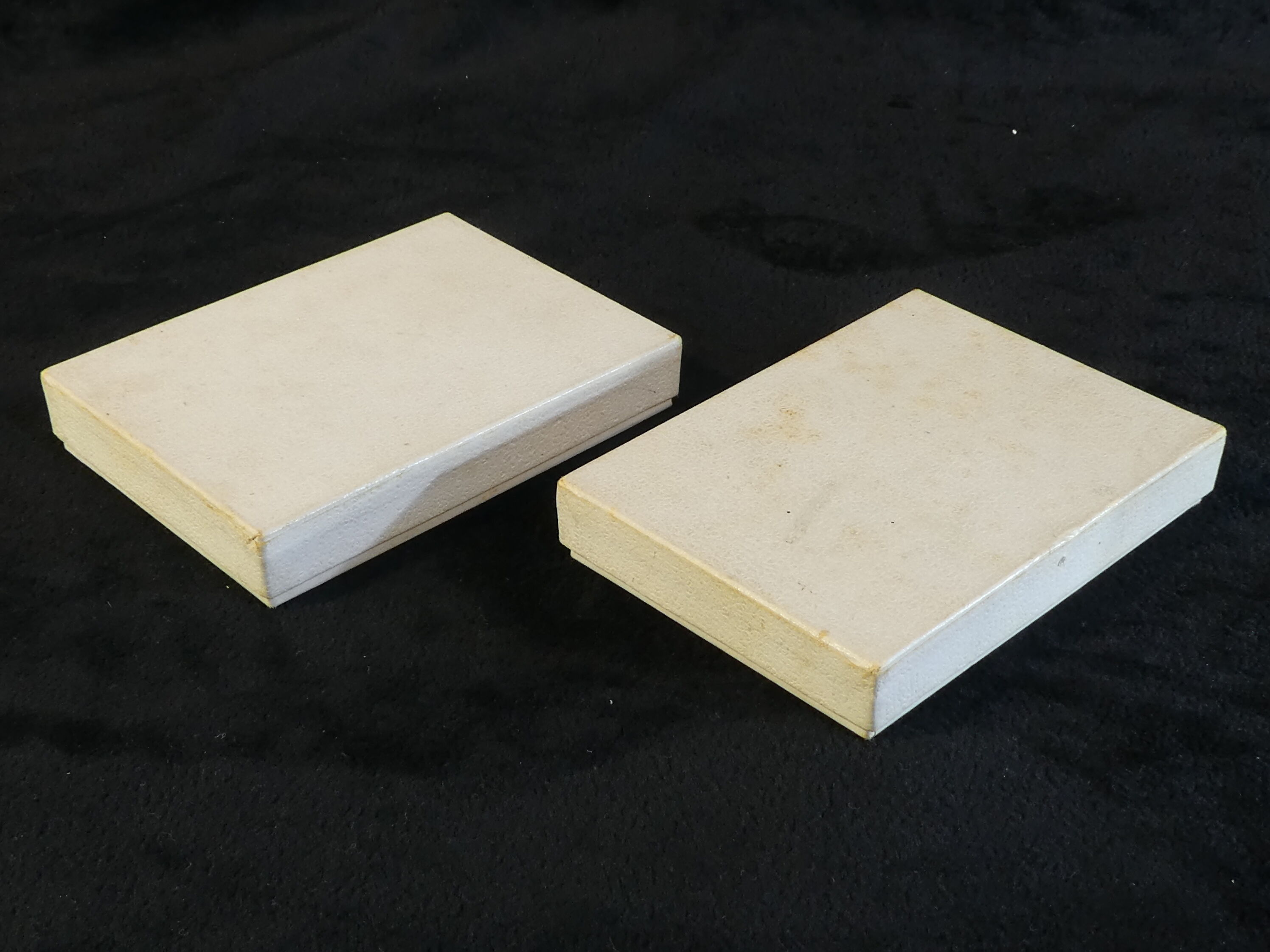 12 Door rectangular vintage glass knives 50s